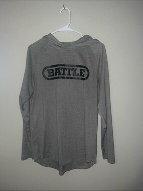 Men’s Battle Gray Long-Sleeve Hooded Top